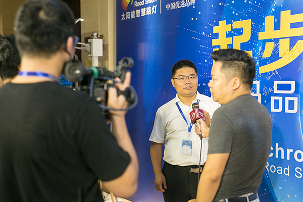 太陽(yáng)能路燈，太陽(yáng)能路燈廠家，太陽(yáng)能路燈價(jià)格