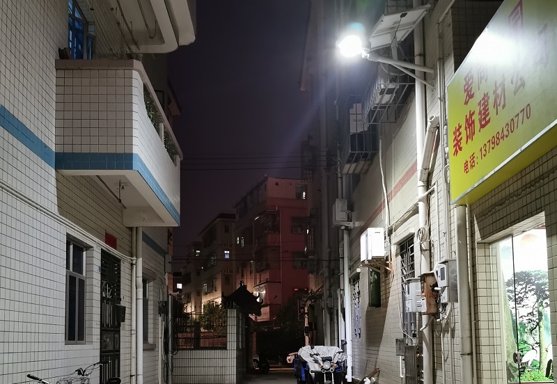 安全穩(wěn)定太陽能路燈性能簡析