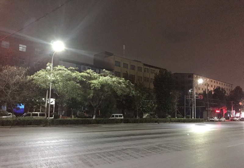 太陽(yáng)能路燈廠家生產(chǎn)工藝流程詳解